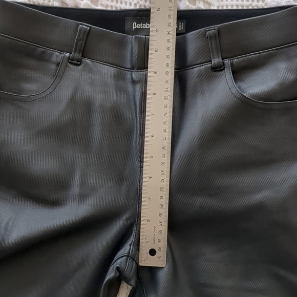 Betabrand Faux Leather Pants Medium Black 31X25 - Picture 11 of 14